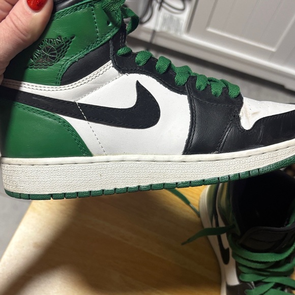 Nike Green and Black High-Top Sneakers - Picture 6 of 7